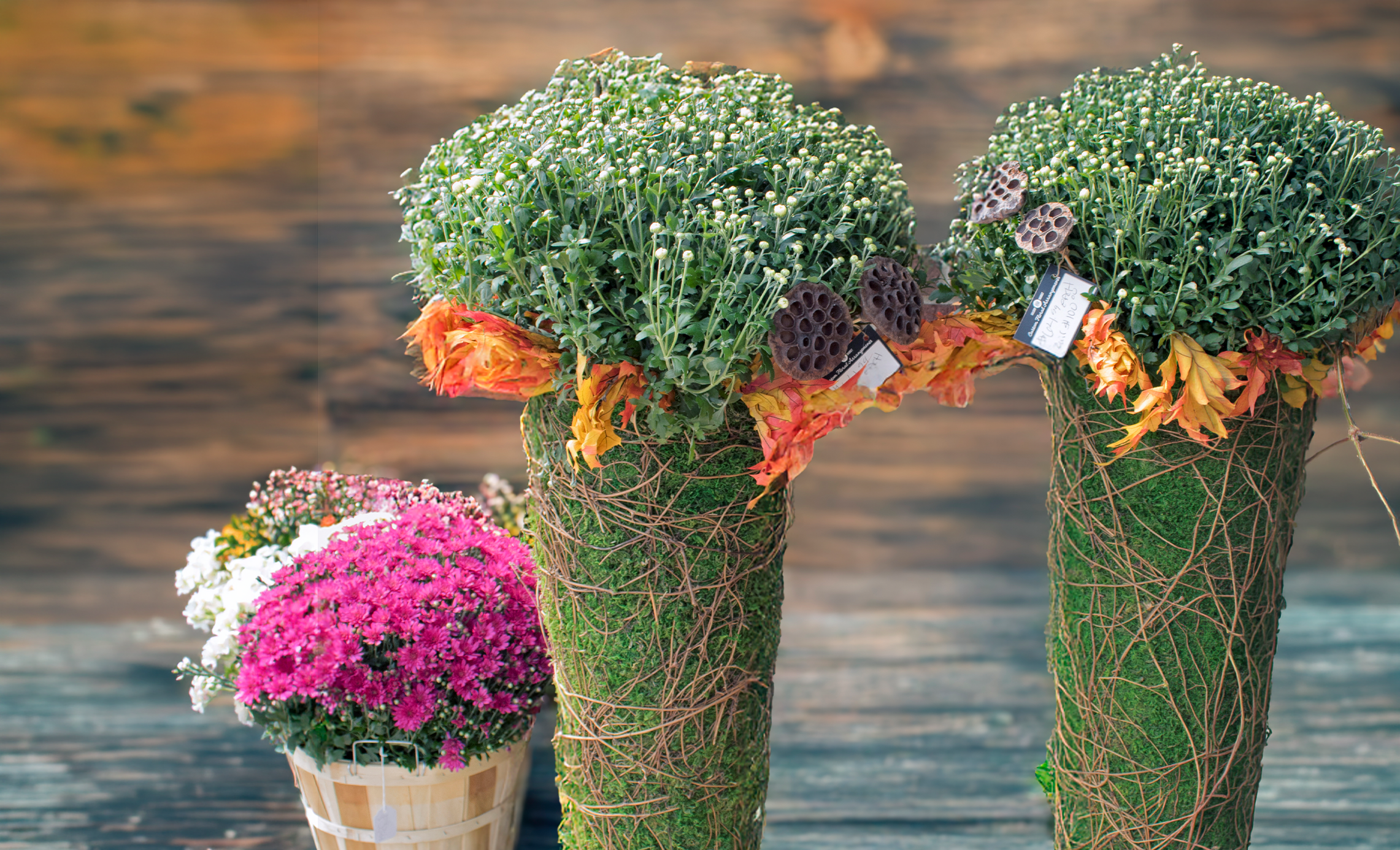 Sophisticated wedding arrangements